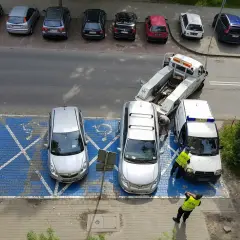 Niepełnosprawni: Parkowanie na kopertach i w SPP uniknij kar!