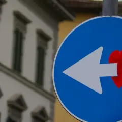 Objawy zakochania: Burza w mózgu. Kiedy to normalne, a kiedy problem?