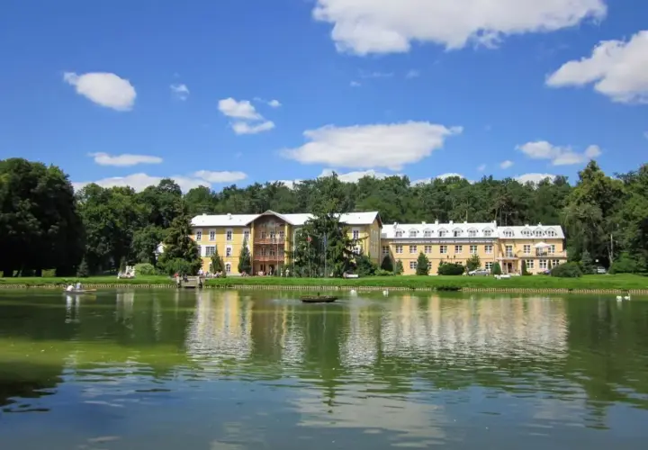 Krynica-Zdrój NFZ: Sanatorium krok po kroku od skierowania do wyjazdu