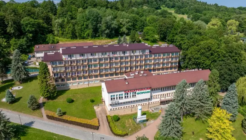 Sanatorium Górnik Iwonicz-Zdrój: przewodnik dla seniora. Czy warto?