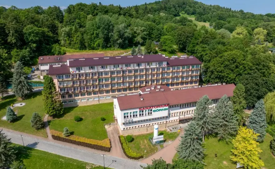 Sanatorium Górnik Iwonicz-Zdrój: przewodnik dla seniora. Czy warto?