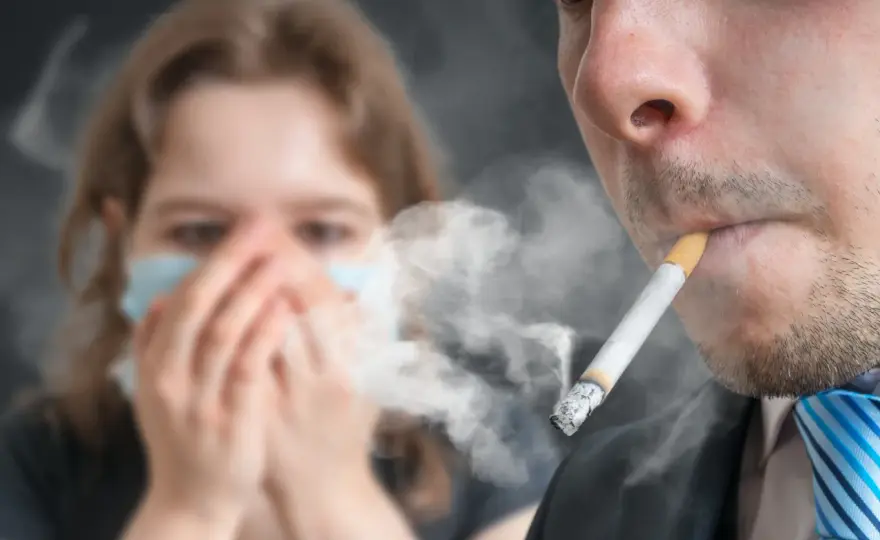 Psychiczne objawy rzucania palenia: Jak sobie z nimi radzić?