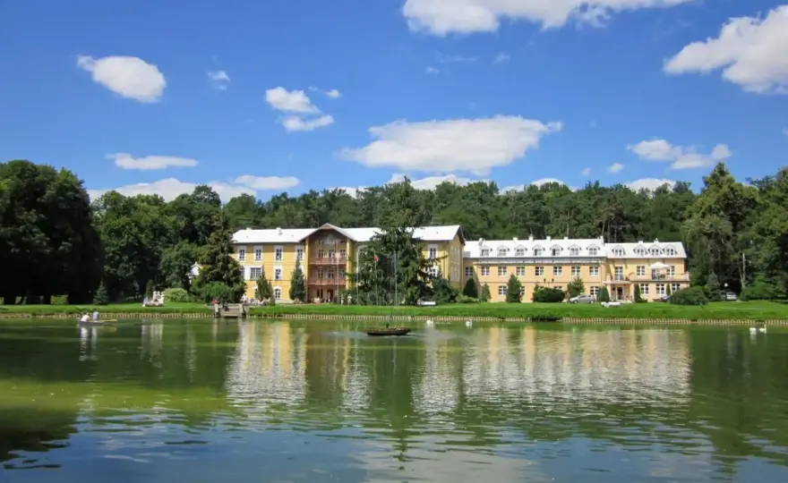Krynica-Zdrój NFZ: Sanatorium krok po kroku od skierowania do wyjazdu