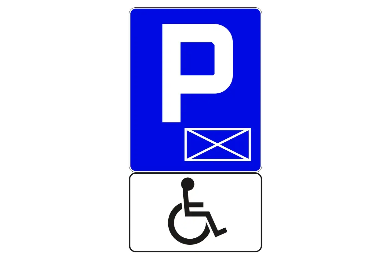 Tabela z wymaganą liczbą miejsc parkingowych dla niepełnosprawnych