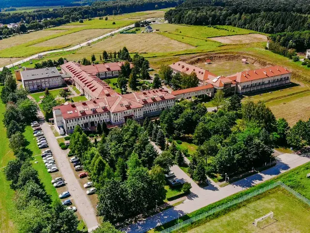 Sanatorium Horyniec Zdrój wejście