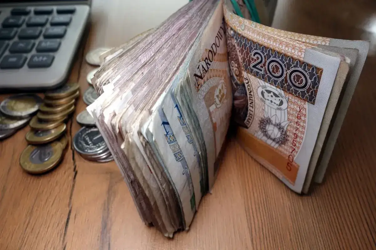 świadczenie pielęgnacyjne stare nowe zasady porównanie